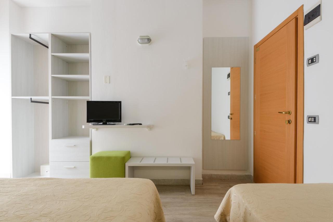 Hotel Clipper Cattolica Dış mekan fotoğraf