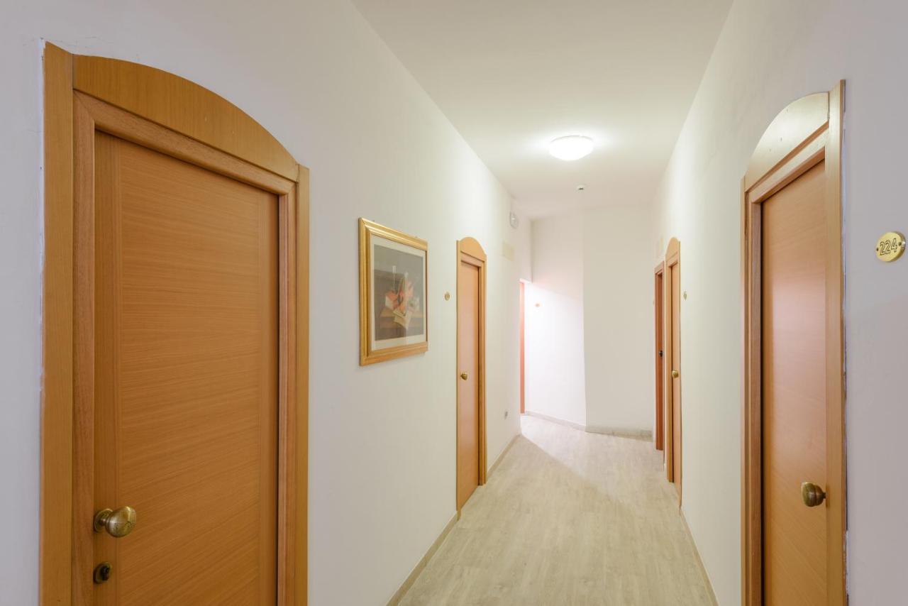 Hotel Clipper Cattolica Dış mekan fotoğraf